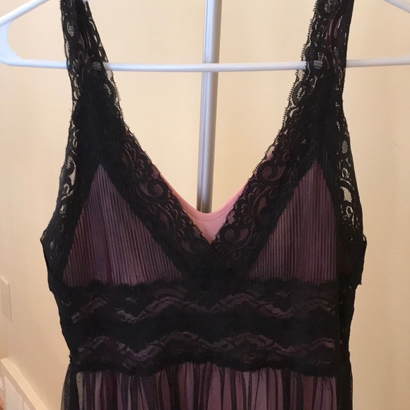 FOREVER 21 shear dress with light pink slip - Picture 2 of 4